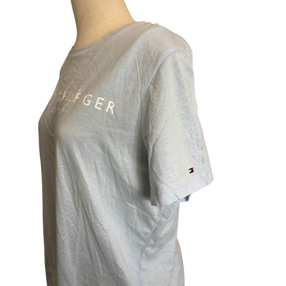 tee-shirt bleu ciel