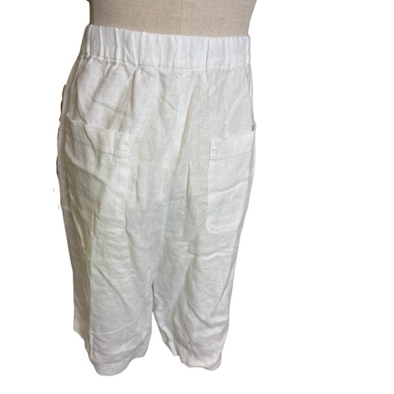 bermudas en lin blanc
