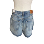 bermudas bleu clair