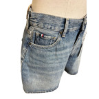 bermudas bleu clair
